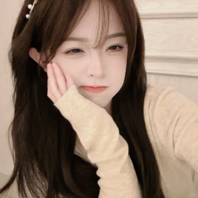 接近无限的白